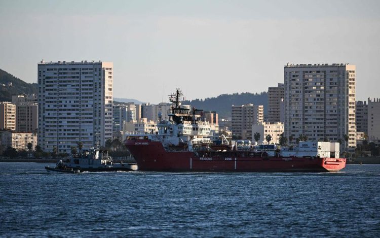 Enfant Méditerranée: L’Ocean Viking accoste à Toulon avec 230 migrants à bord