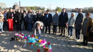 Enfant Gand : la inhabitants rend hommage à Raul, l’enfant de 9 ans dont le corps a été repêché le 13 avril