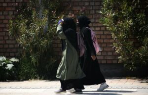 Ecole Training : « On ne pourra plus porter l’abaya à l’école », affirme le ministre Gabriel Attal