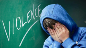 Ecole Débat : la Fapeo dénonce les violences éducatives à l’école. Les profs vont trop loin avec vos enfants ? – rtbf.be