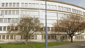 Ecole Un enseignant tué à coups de couteau dans un lycée d’Arras, deux blessés graves – ladepeche.fr