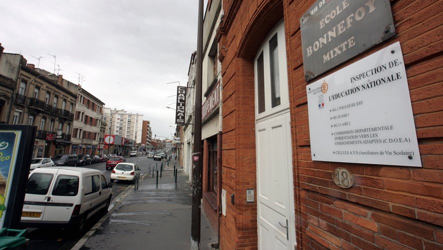 Ecole Toulouse : quand le code d’accès de l’école élémentaire Bonnefoy, qui héberge une famille à la rue, est curieusement modifié
